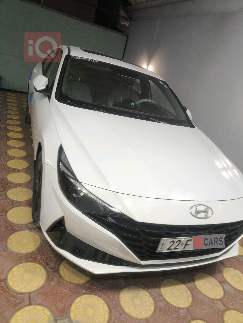 هیوندای ئەلەنترا